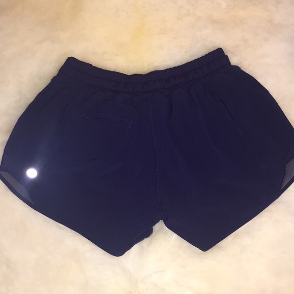 Hotty Hot Shorts Size 4 - Picture 5 of 6